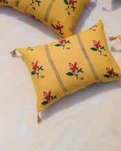 Load image into Gallery viewer, Linen Throw Pillow-Ira

