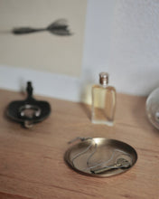 Load image into Gallery viewer, Brass Round Plate X-Small

