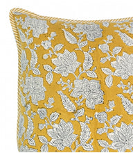 Load image into Gallery viewer, cotton throw pillow
