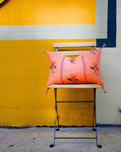 Load image into Gallery viewer, Linen Throw Pillow-Nina
